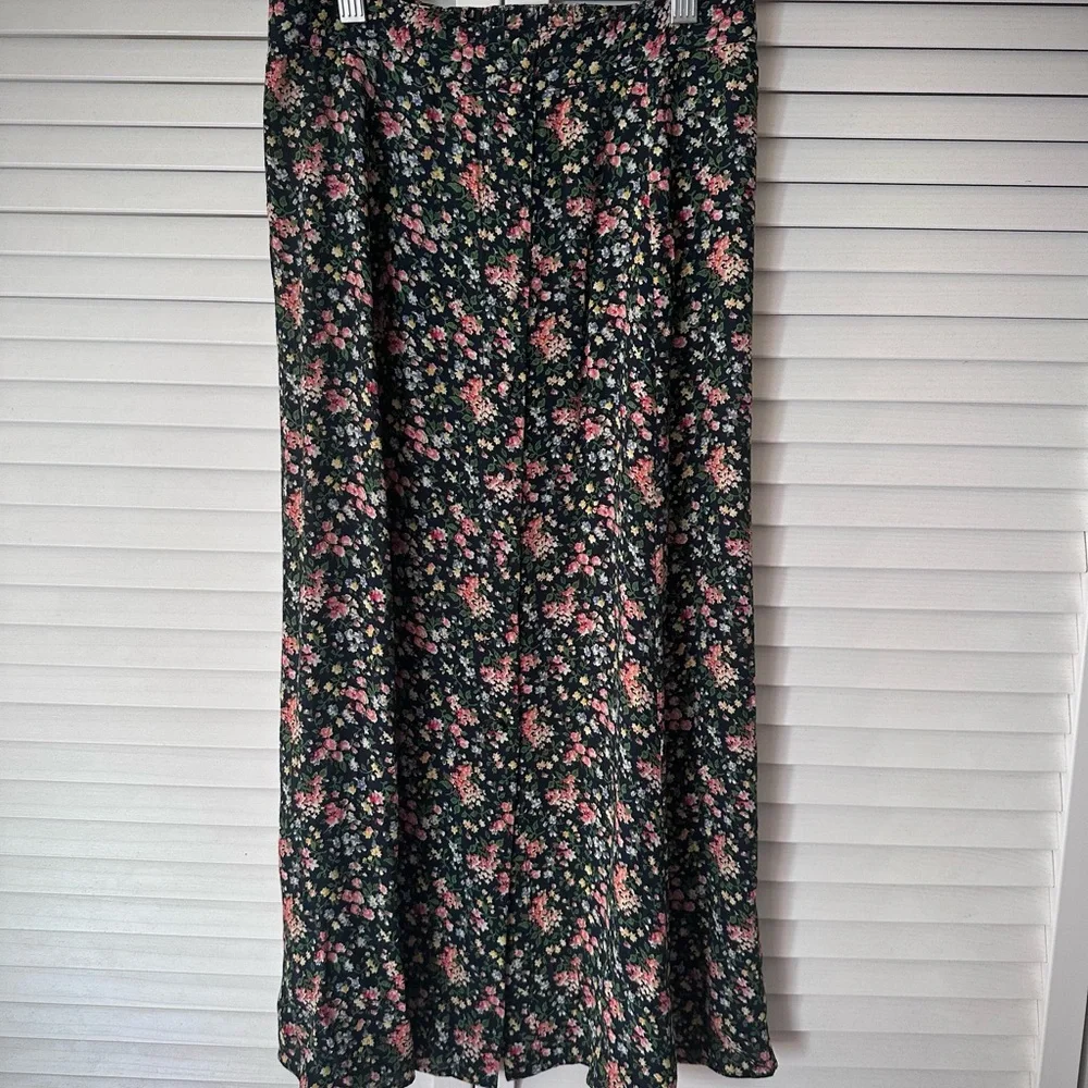 Sezane Ralph Skirt in Navy Garden XS (Fr 34 / US 2) - Picture 4 of 6